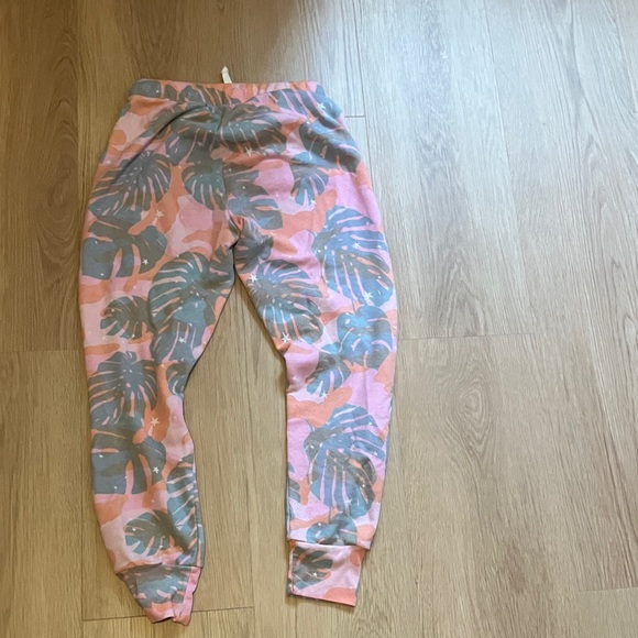 Wildfox Pink and Gray Tropical Joggers - Picture 9 of 14